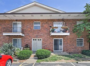 6978 Colonial Woods Dr APT 53, Saint Louis, MO