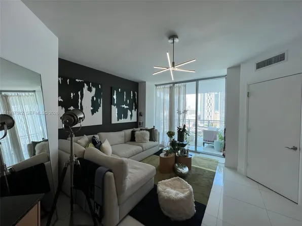 350 S Miami Ave, Miami, FL