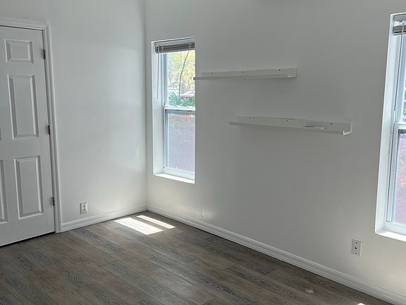 2nd image of 306 Turner St #2