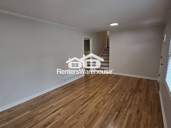 5th image of 3437 Stanford Cir