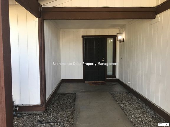 2nd image of 3229 Rusticwood Way