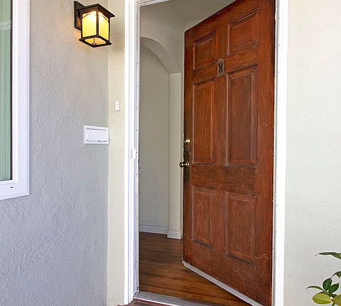 3rd image of 3155 Larga Ave