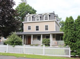 96 Fitch Ave #B, Darien, CT 06820