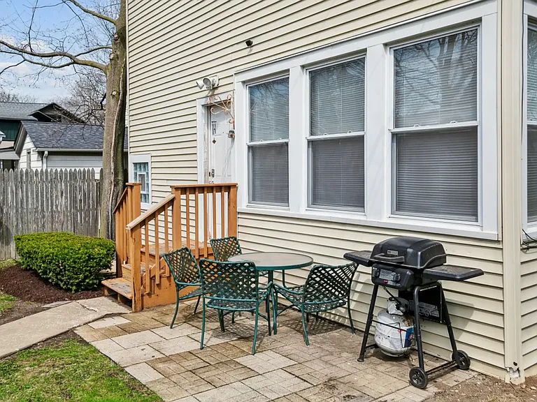 522 N Sheridan Rd #2 — Photo 24
