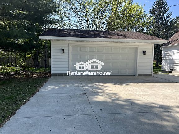 2nd image of 7165 Sunrise Dr