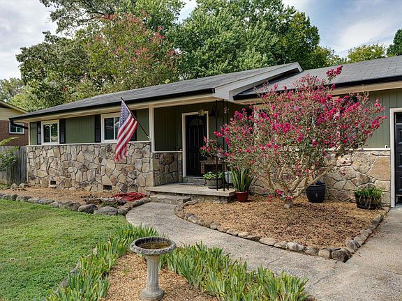 2nd image of 5713 Dagney Ln