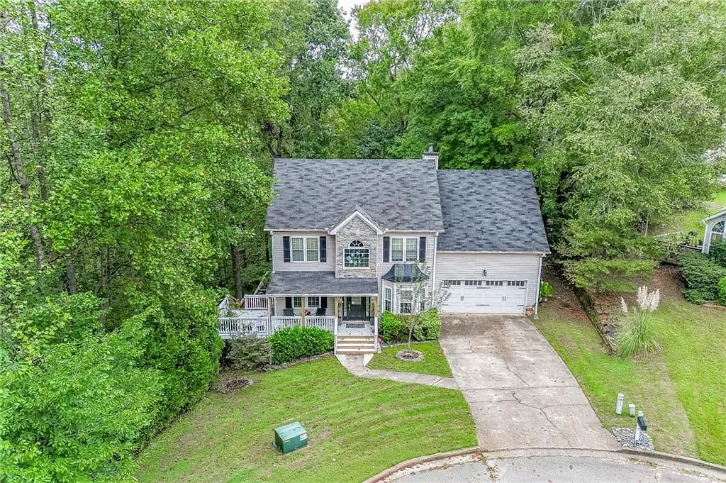 4 bed, 4.0 bath, 3404 sqft, $3,300 — Photo 3