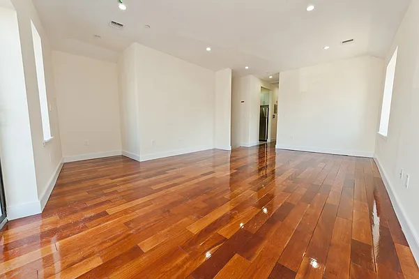 Rented by Compass | media 2