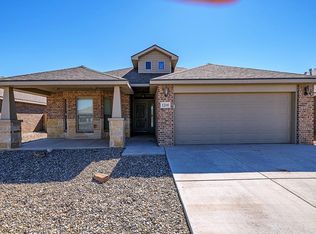1208 Prairie Ln, Midland, TX 79705