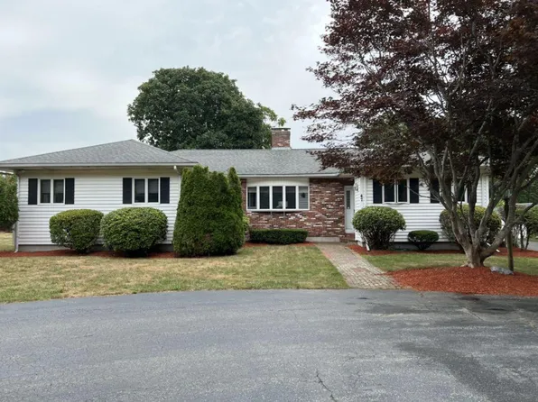 47 Woodland Rd, East Falmouth, MA 02536