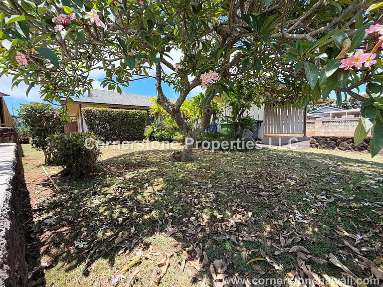 94-676 Makaamoamo Pl — Photo 23