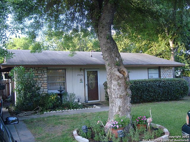 1st image of 4846 Castle Pine Dr