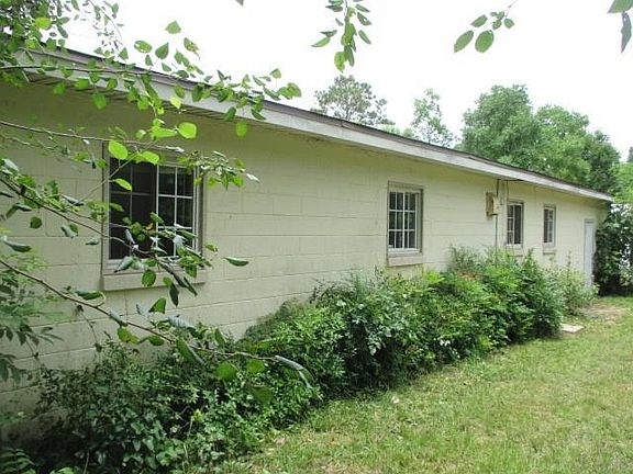 3rd image of 202 Opal Ave