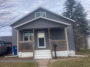 908 E 6th St, Merrill, WI 54452