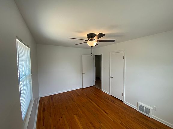 5th image of 205 Hughes St