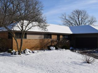 1515 S Monterey Ave, Schaumburg, IL