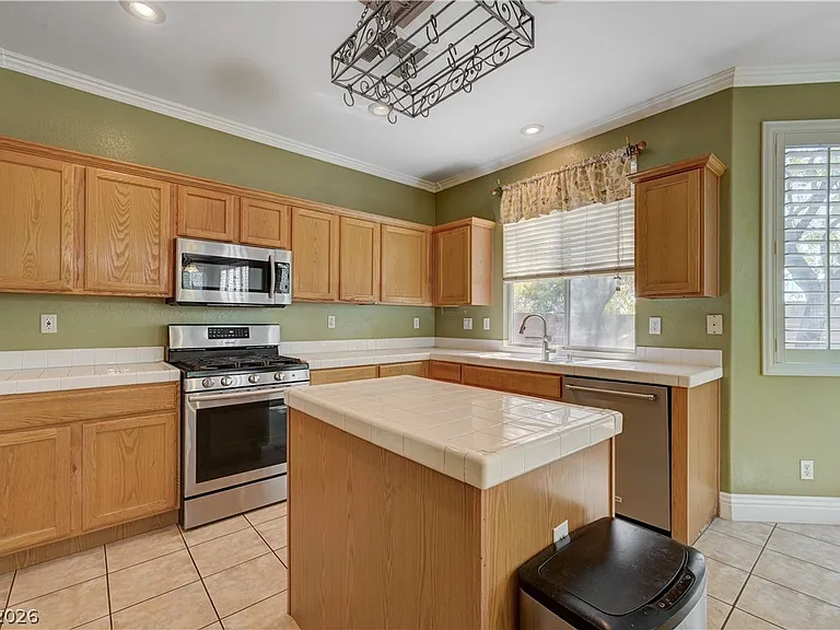 3412 Mountain Park St — Photo 22