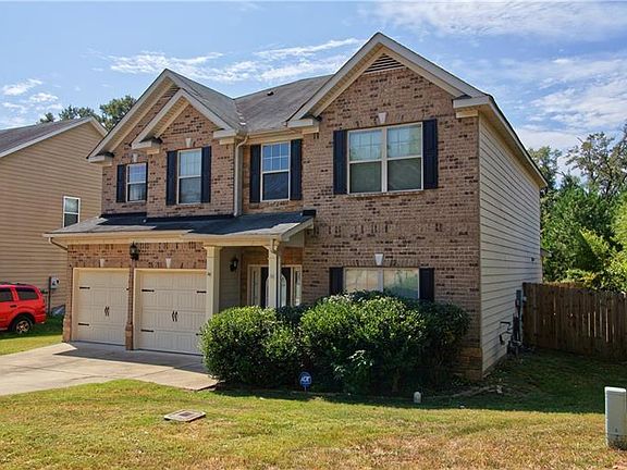 3rd image of 310 Irish Ln