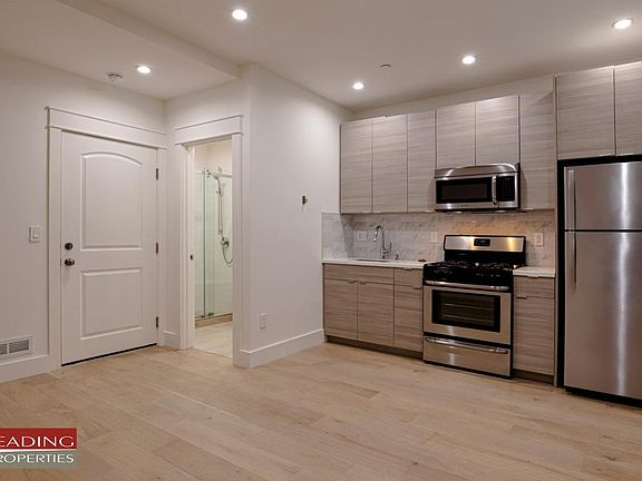 Entry Kitchen Area_11182020