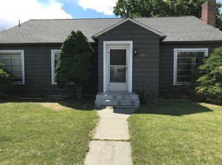 202 S Cedar St, Omak, WA 98841