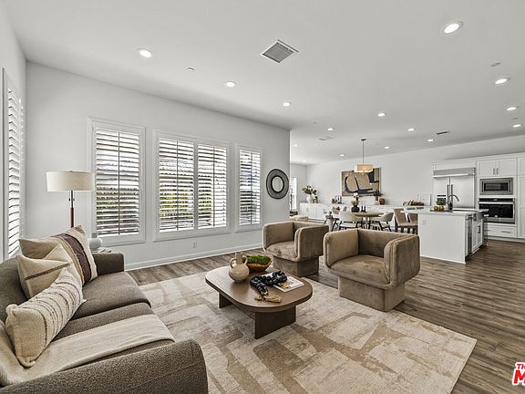 4th image of 20736 Spruce Cir