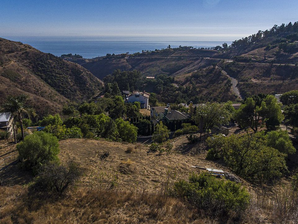 1st image of 26585 Ocean View Dr