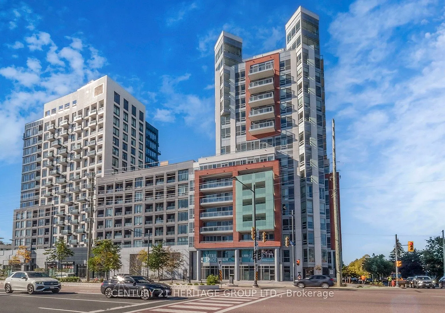 4 bed, $7,800 — Photo 1