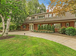 23220 Shaker Blvd, Shaker Heights, OH 44122