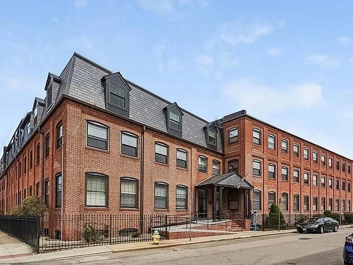 10 Weston Ave #203 — Photo 1