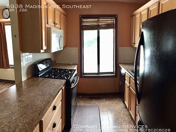 3rd image of 5938 Madison Ave SE