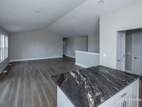 3rd image of 3289 Flat Rock Ct