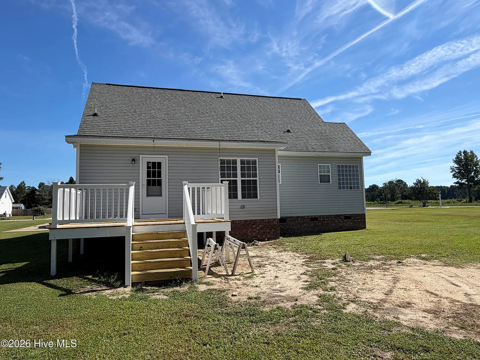 3 bed, 2.5 bath, $1,850 — Photo 2
