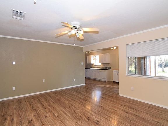 3rd image of 648 Ferguson Dr