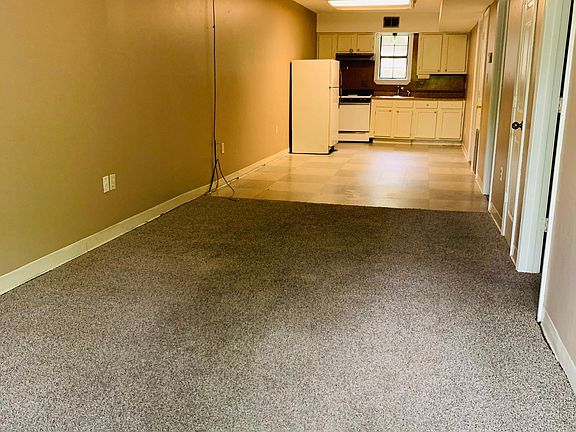 Living Room/ Kitchen (open)