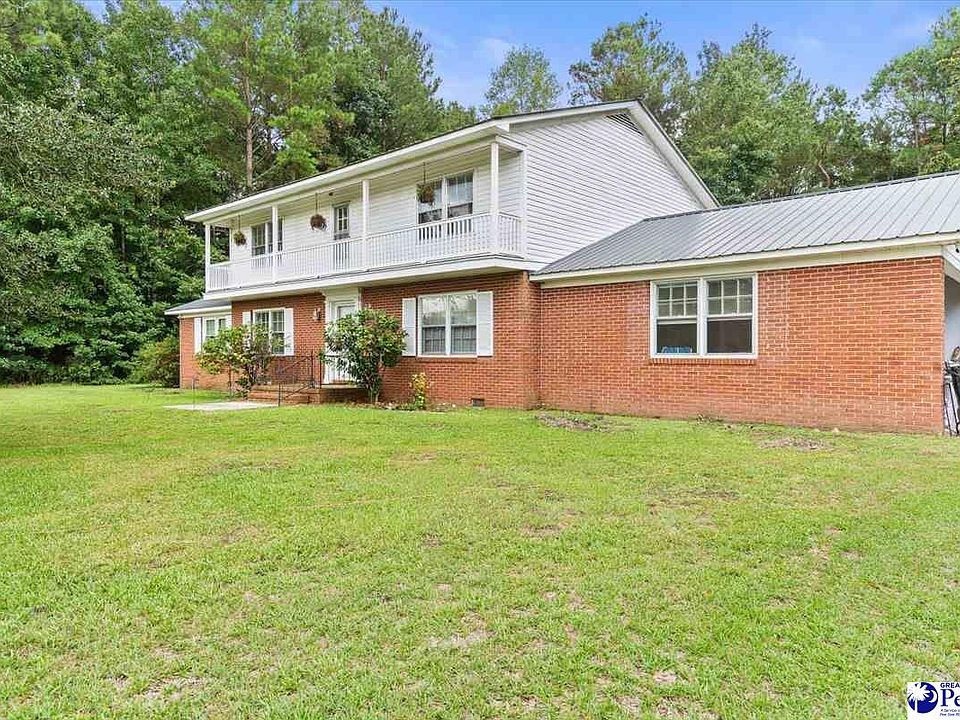 1st image of 924 Tyler Rd