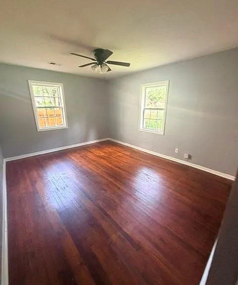 2811 Glenwood Ave SE — Photo 6