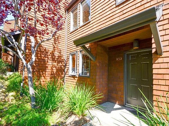 5th image of 232 Donahue St #232