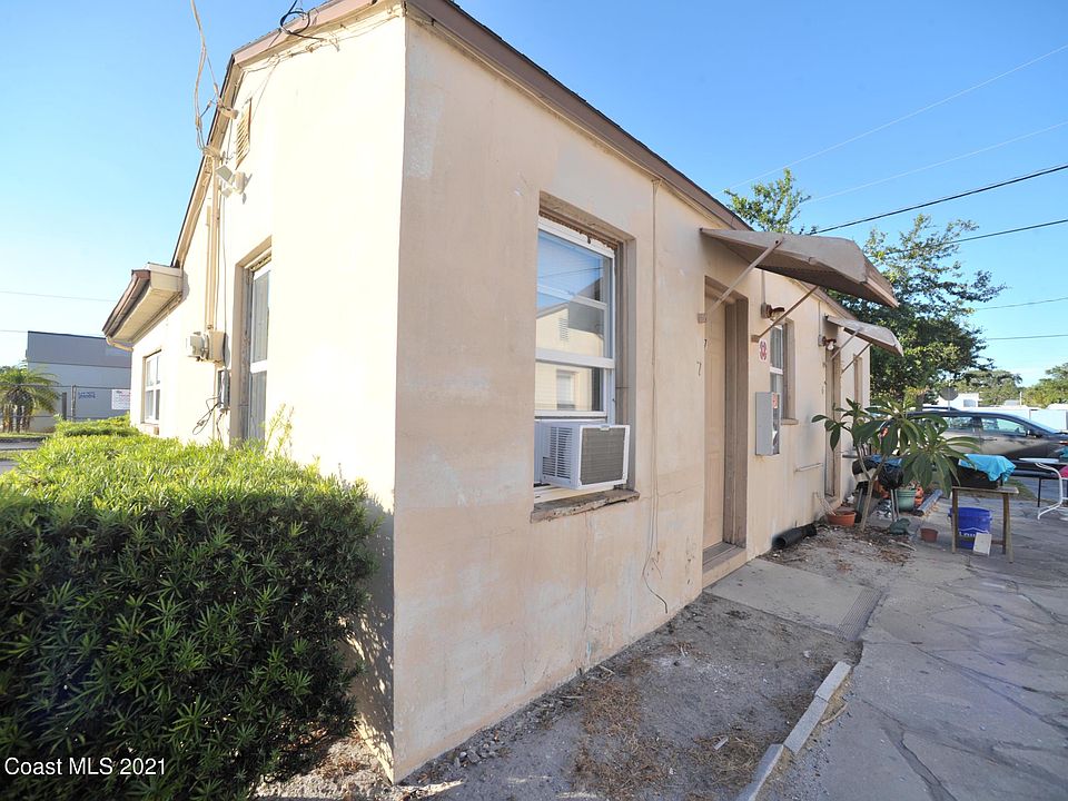 1st image of 1420 Avocado Ave #7
