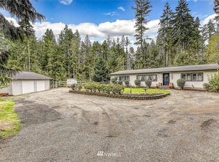 15465 Bay Ridge Dr NW, Poulsbo, WA 98370