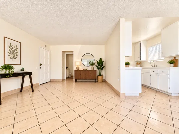 1226 E 7th St APT 1, Long Beach, CA 90813