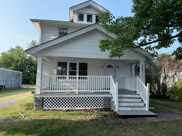 33520 Bainbridge Rd, Solon, OH 44139