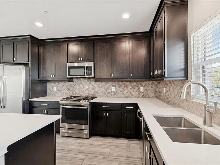 4921 W Paul Ave #4 — Photo 32