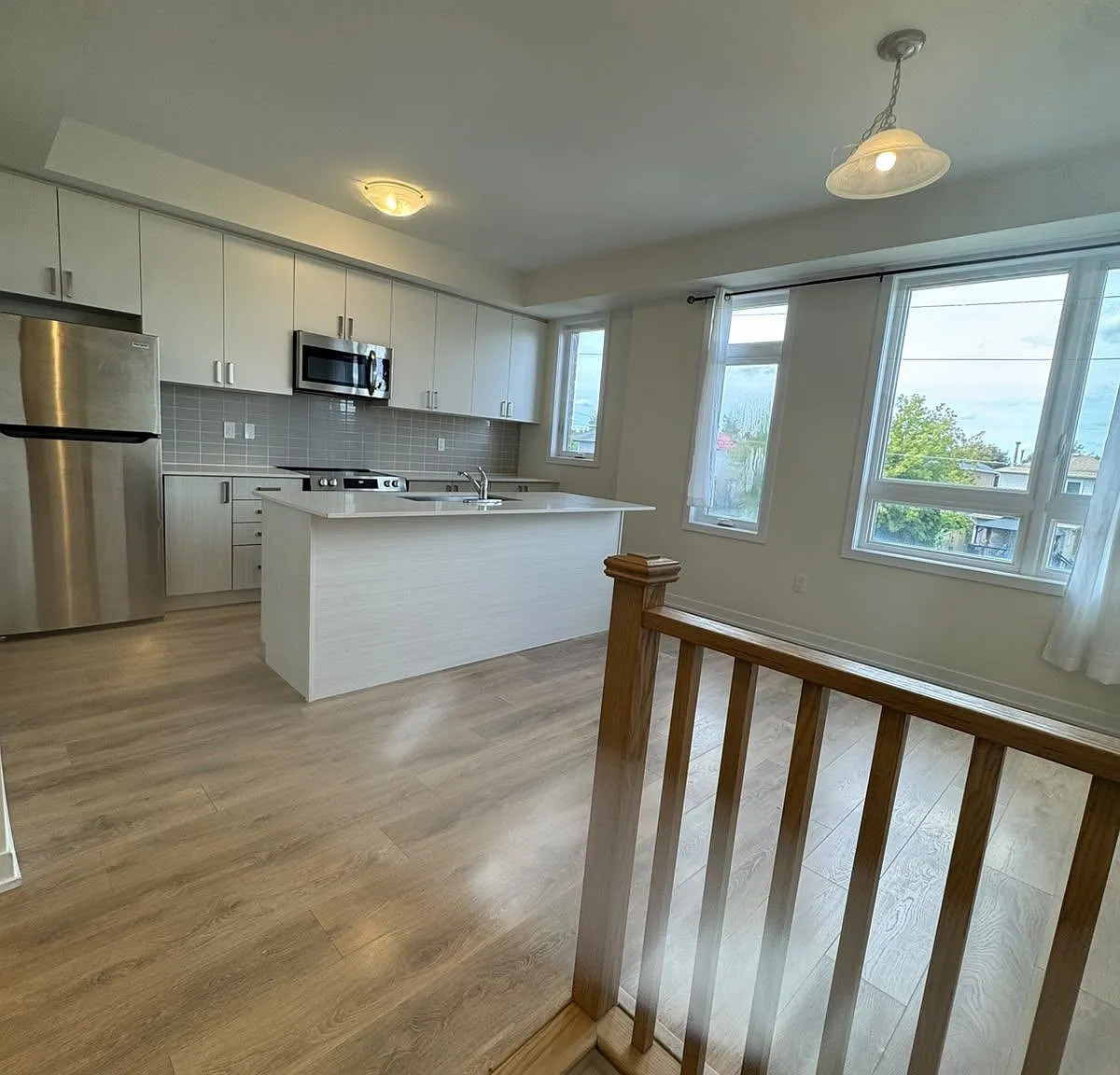 4 bed, $3,100 — Photo 3