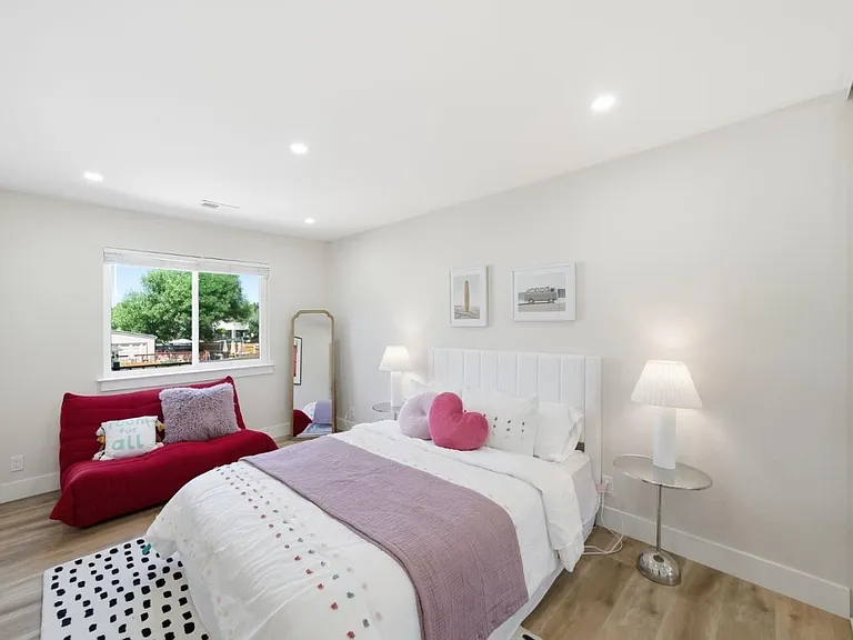 3508 Mount Davidson Ct — Photo 14
