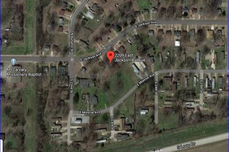 2nd image of 2209 E Jackson Ave