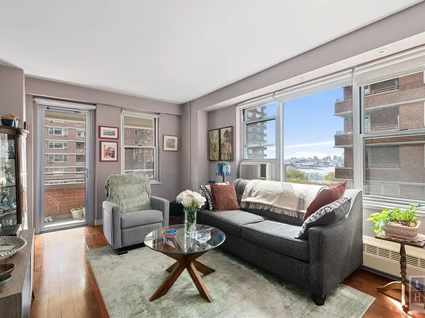 575 Grand St APT E1004, New York, NY 10002