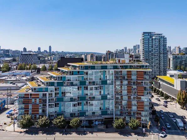 180 E 2nd Ave #728, Vancouver, BC V5T 0K4
