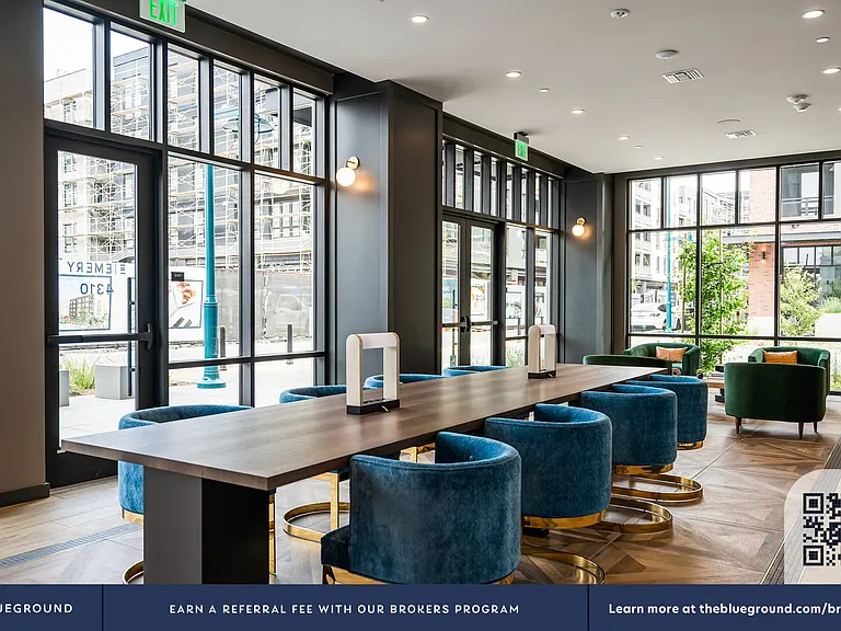 Building's Lounge