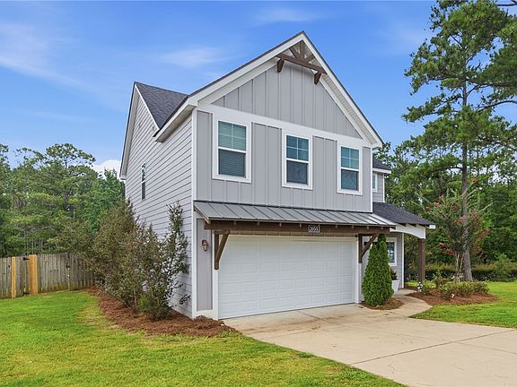 2nd image of 2055 Mohican Dr