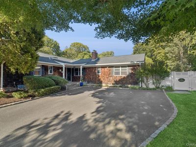 9 Monte Lane, Center Moriches, NY, 11934